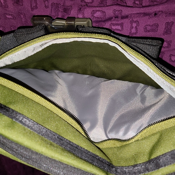 The North Face Hip Pack - Picture 8 of 16